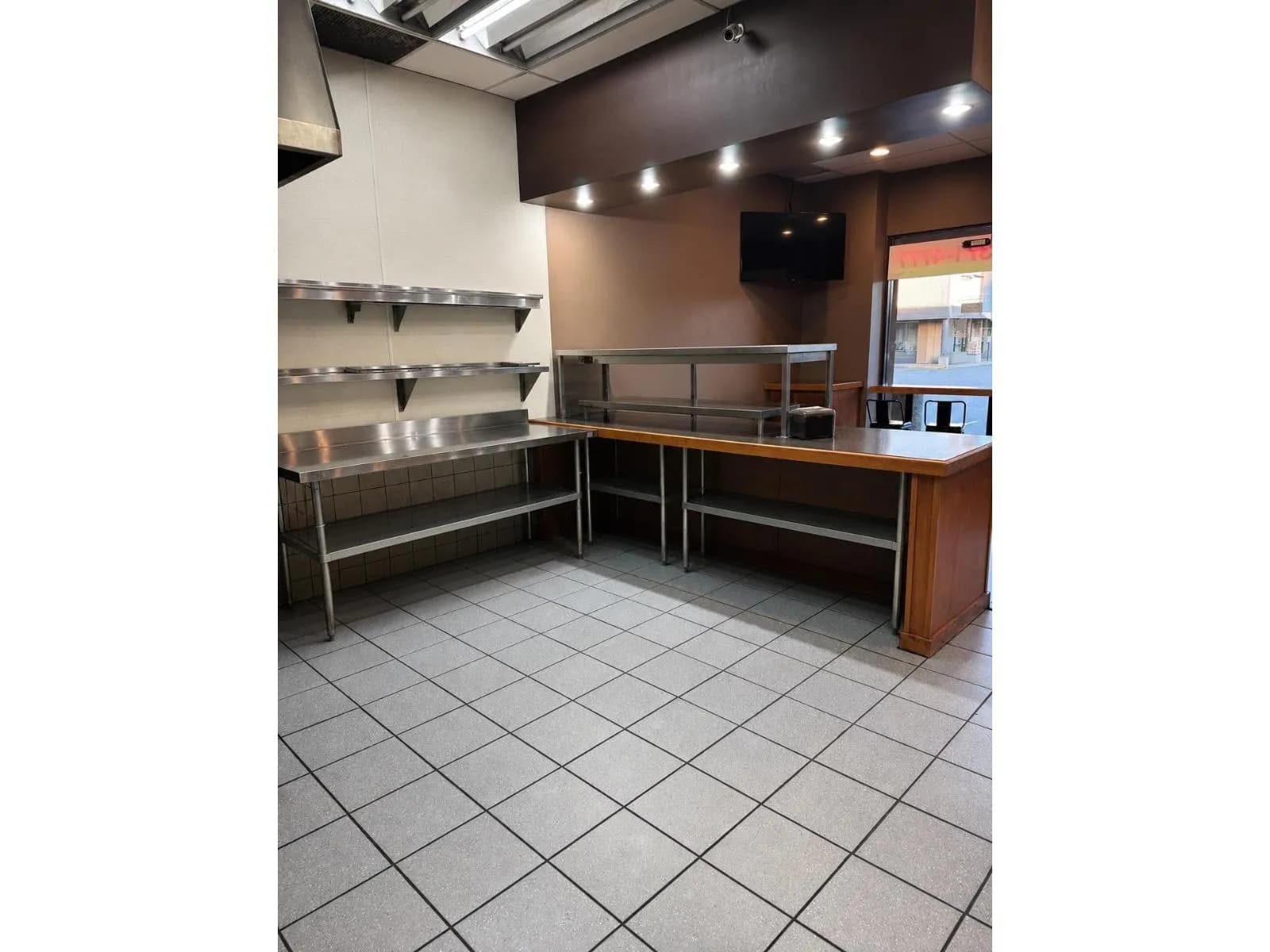 Pizza Shops for sale — Walnut Grove, Langley, BC — photo 3 of 9
