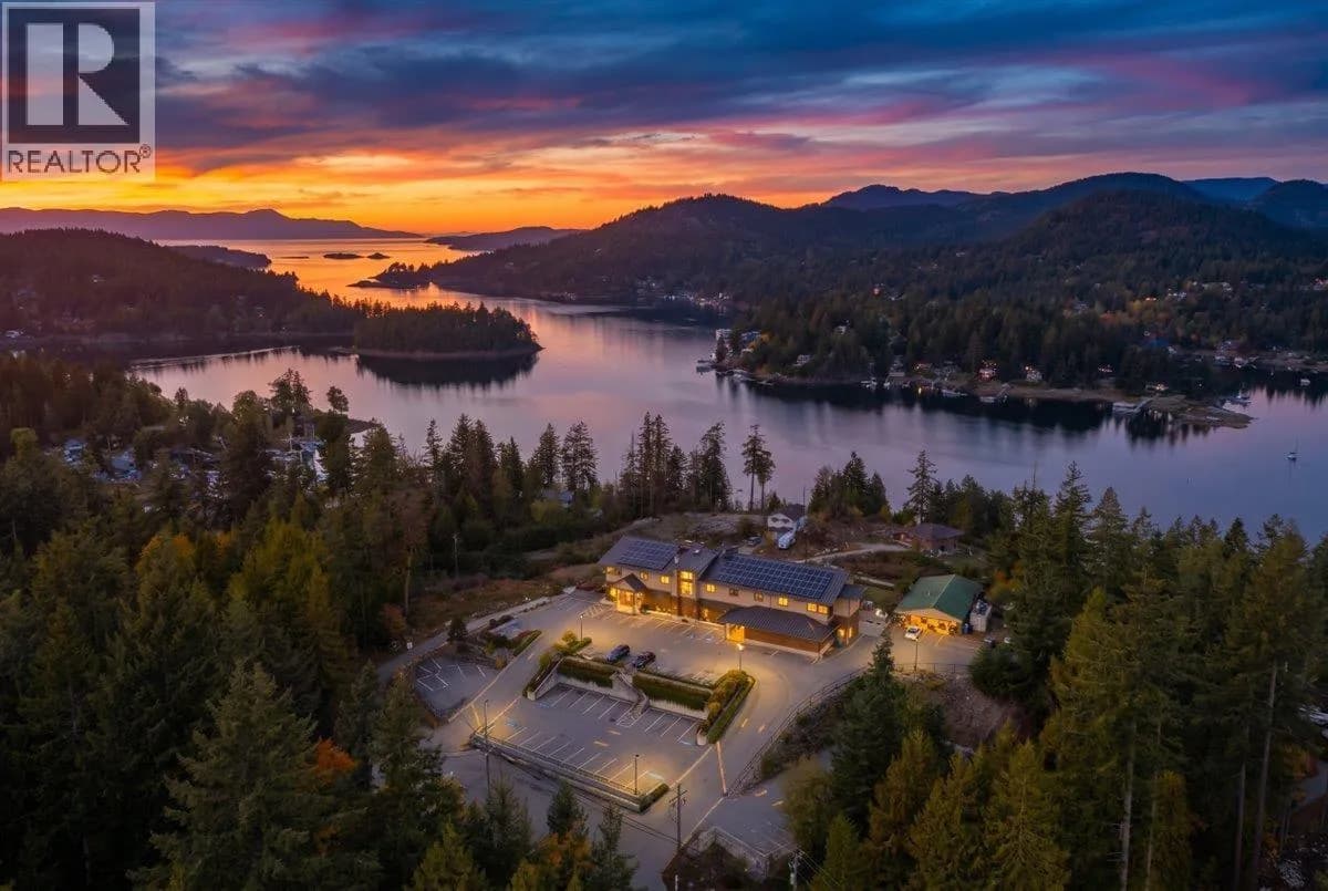 Hotels for sale in Sechelt
