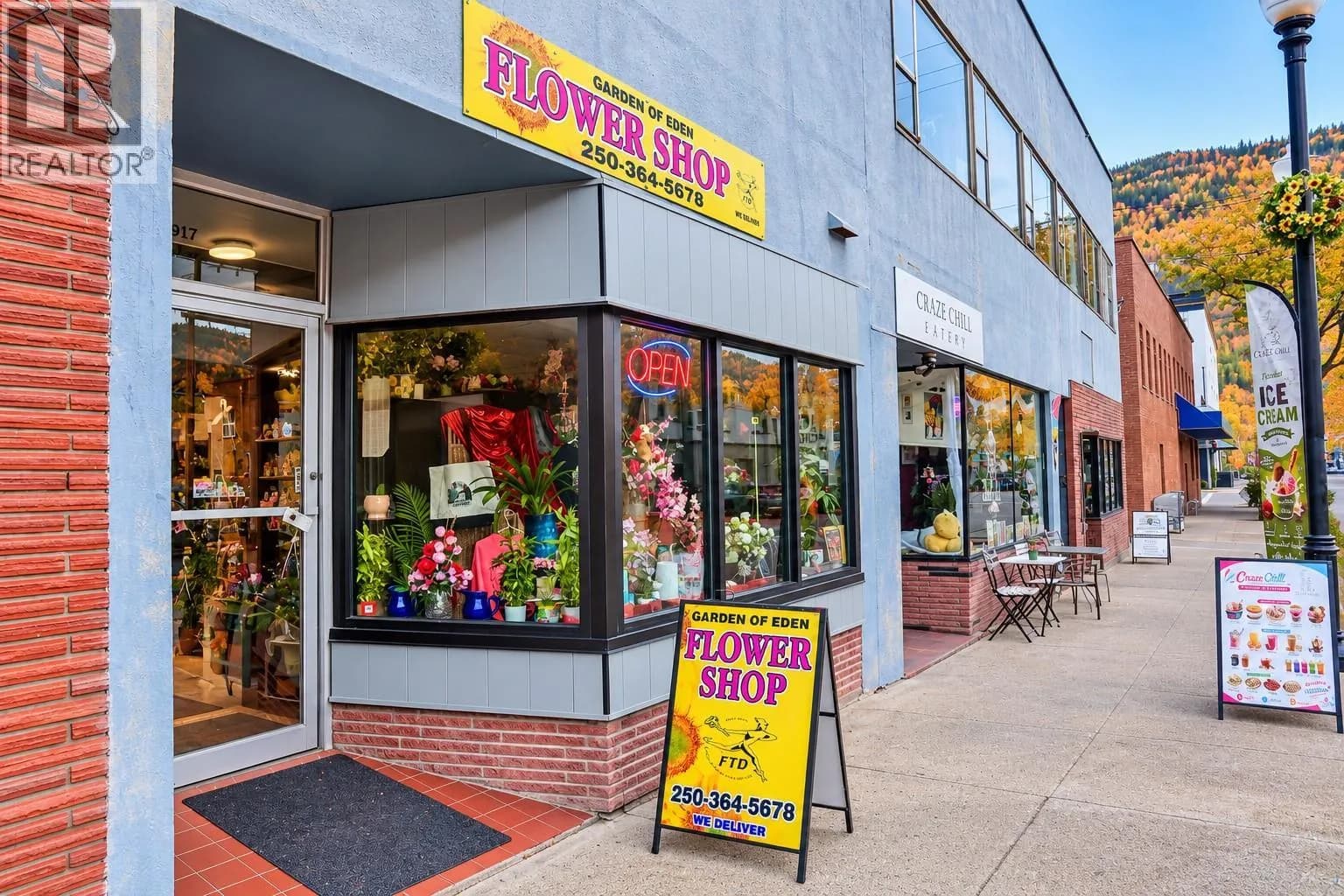 Retail for sale in Trail