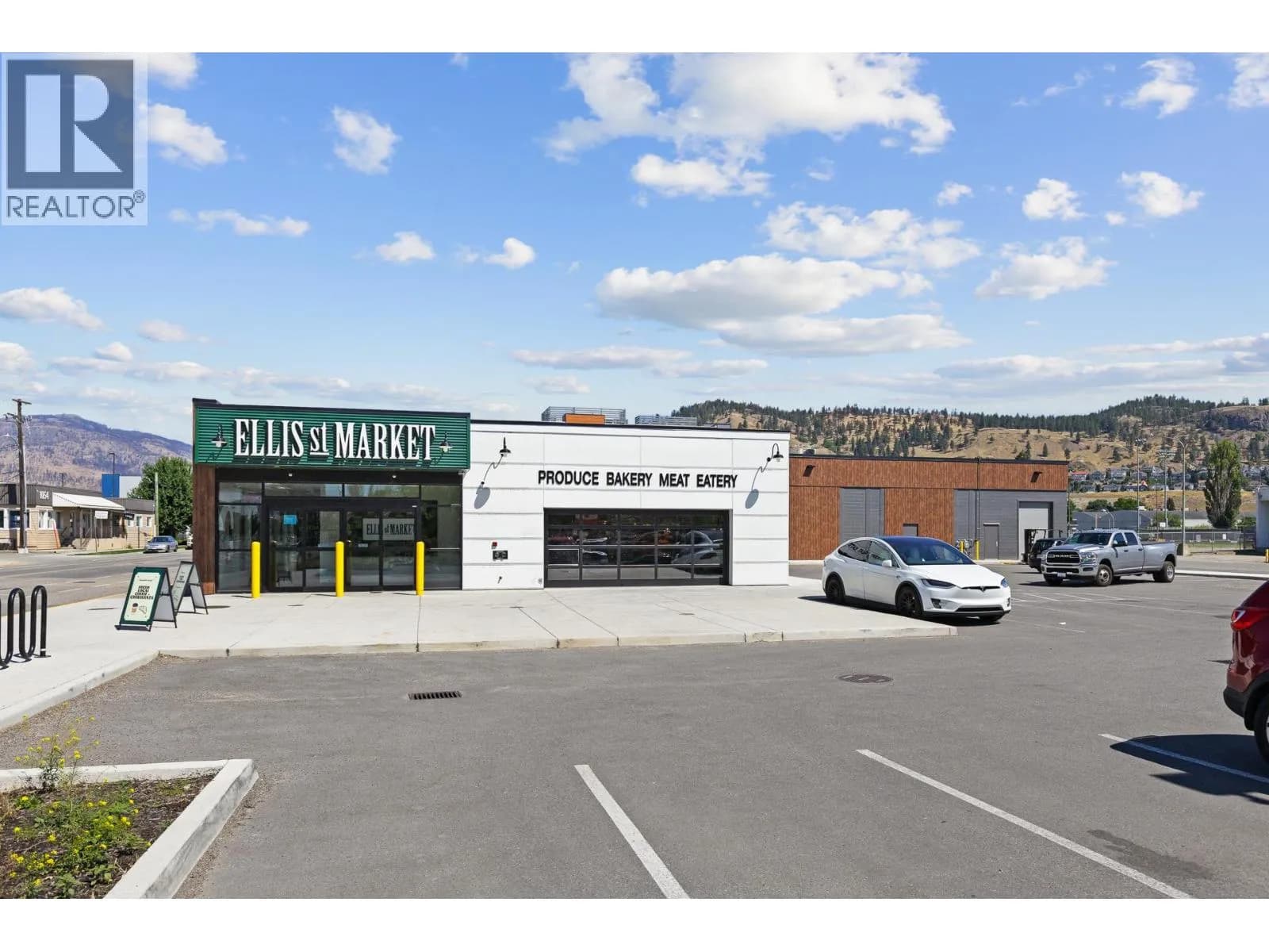 Retail for sale in Kelowna